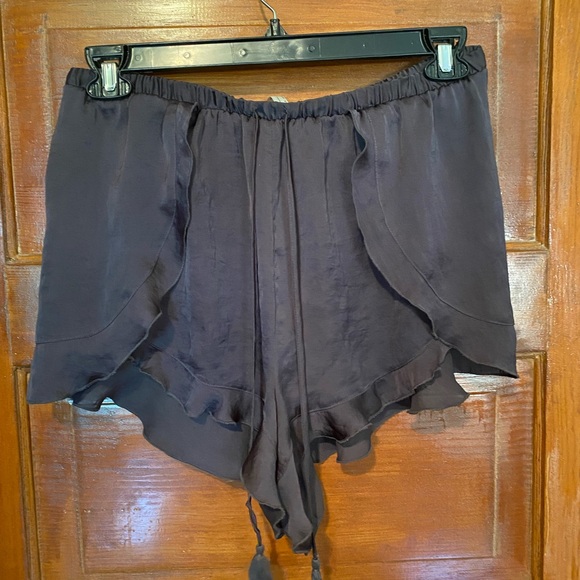 Free People Cascade Shorts - Picture 4 of 7